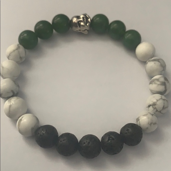 Gemstone Howlite &Jade Lava Rock Diffuser Bracelet - Picture 3 of 3